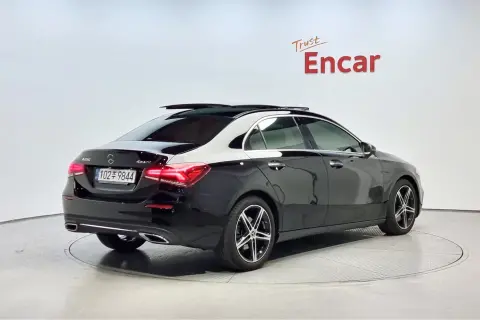 Mercedes-Benz A-Класс в аренду фото № 0