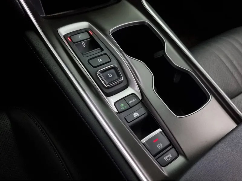 <h1>Honda Accord</h1> в аренду фото № 6