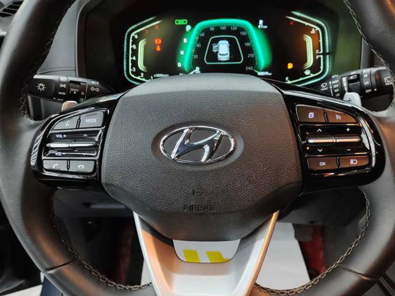 Hyundai ix35 фото 5