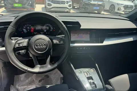 Audi A3 в аренду фото № 8