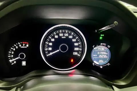 Honda Vezel в аренду фото № 6