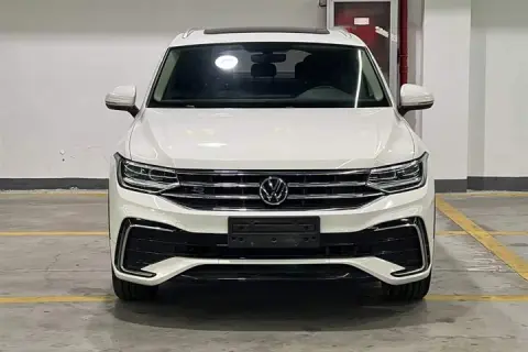 Volkswagen Tiguan в аренду фото № 3