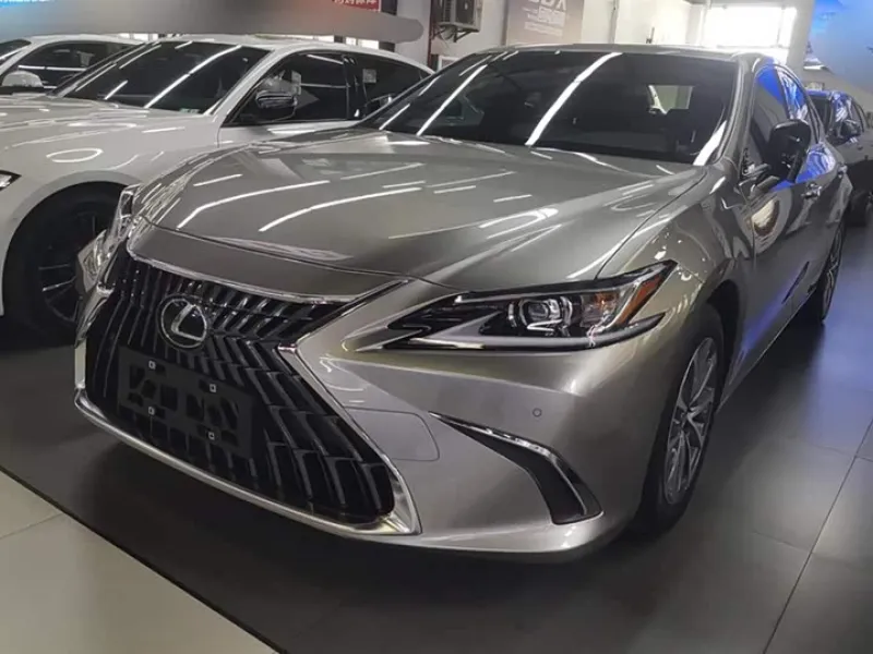 Lexus ES из Китая