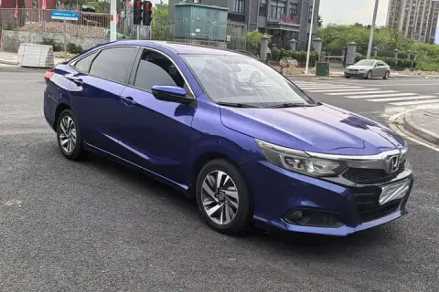 Honda Crider в аренду фото № 1
