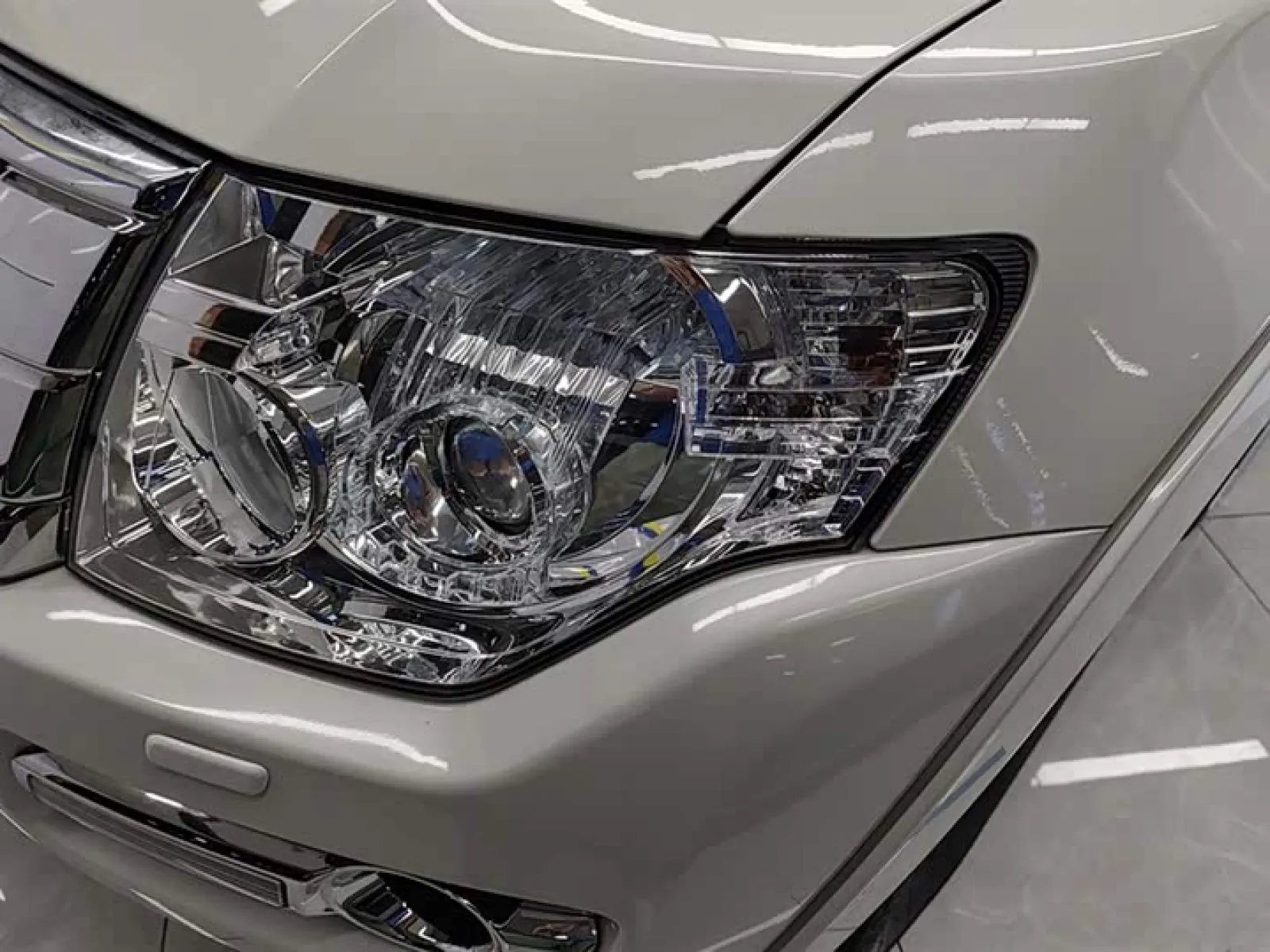 Mitsubishi Pajero фото 6