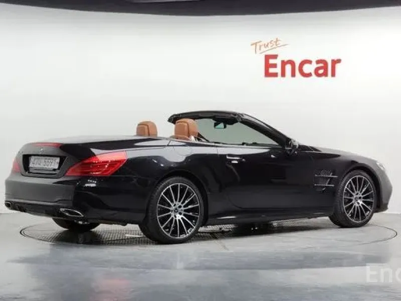 <h1>Mercedes-Benz SL-Класс AMG</h1> в аренду фото № 3