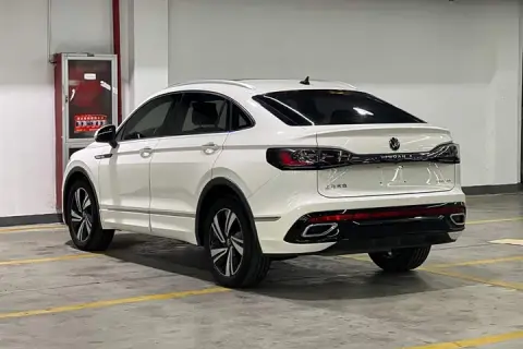 Volkswagen Tiguan в аренду фото № 2