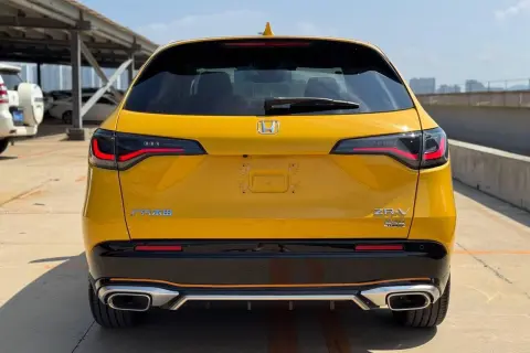 Honda ZR-V в аренду фото № 3