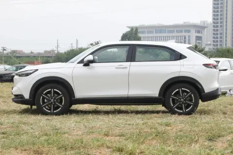 Honda Vezel в аренду фото № 3