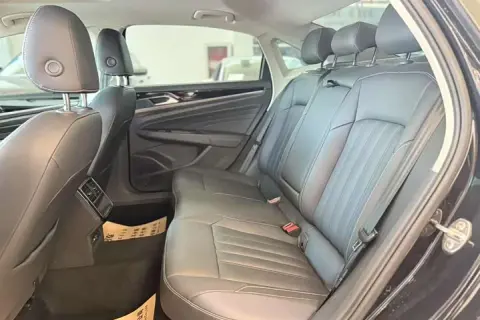 Volkswagen Passat в аренду фото № 5