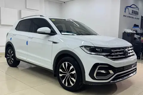 Volkswagen Tacqua в аренду фото № 1