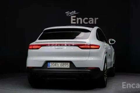 Porsche Cayenne в аренду фото № 0