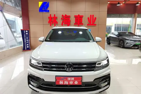 Volkswagen Tiguan в аренду фото № 1