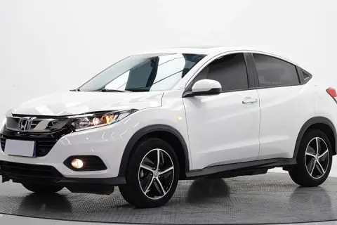 Honda Vezel в аренду фото № 2