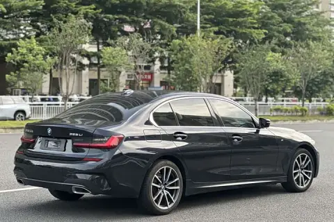 BMW 3 серии в аренду фото № 3
