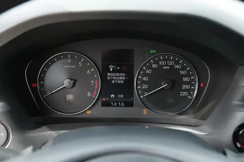 Honda Vezel в аренду фото № 5