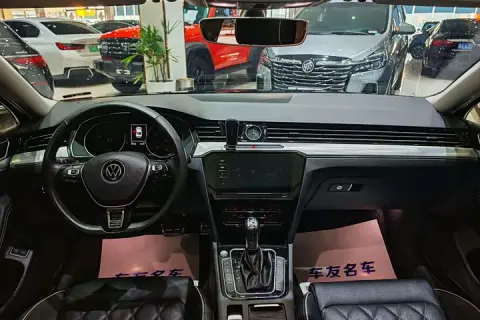 Volkswagen Magotan в аренду фото № 8