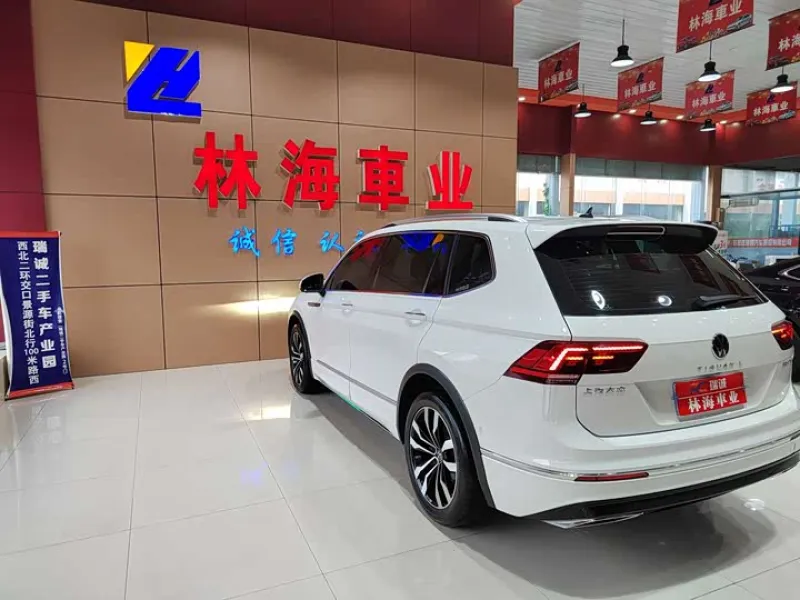 <h1>Volkswagen Tiguan</h1> в аренду фото № 3