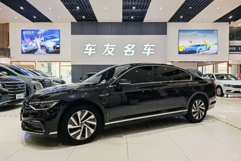 Volkswagen Magotan в аренду фото № 1