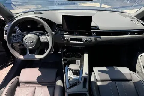 Audi A4 в аренду фото № 3