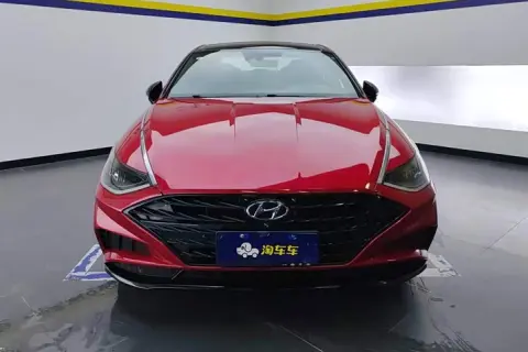 Hyundai Sonata в аренду фото № 1