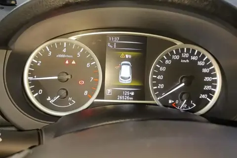 Nissan Tiida в аренду фото № 7