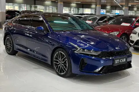 Kia K5 Kia K5