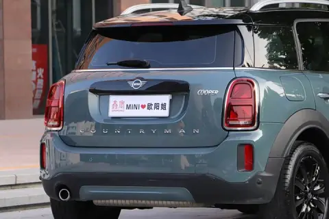 Mini Countryman в аренду фото № 3