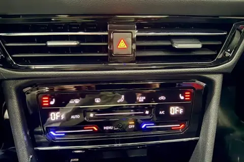 Volkswagen Tharu в аренду фото № 6