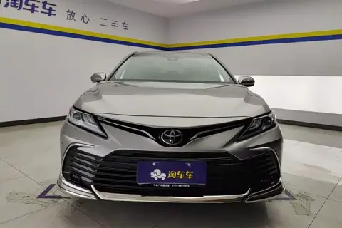 Toyota Camry в аренду фото № 0