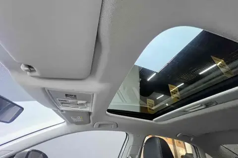 Volkswagen Lavida в аренду фото № 8