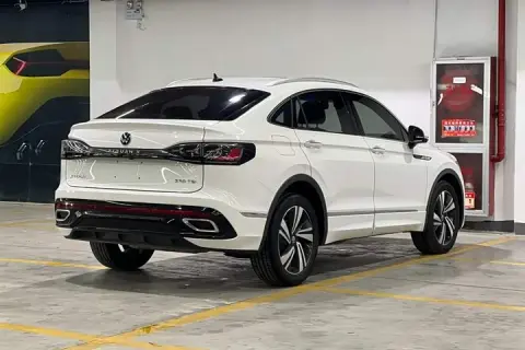 Volkswagen Tiguan в аренду фото № 1