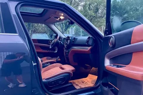 Mini Countryman в аренду фото № 8