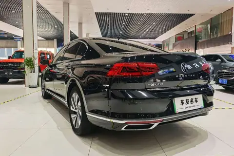 Volkswagen Magotan в аренду фото № 3