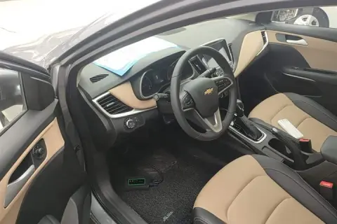 Chevrolet Cruze в аренду фото № 6