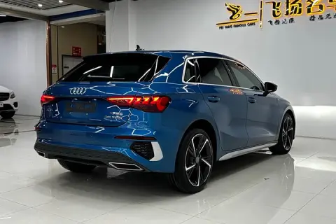 Audi A3 в аренду фото № 3