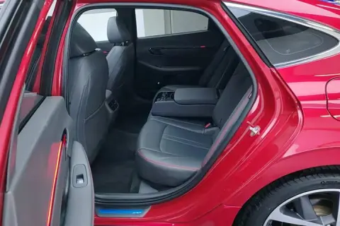 Hyundai Sonata в аренду фото № 2