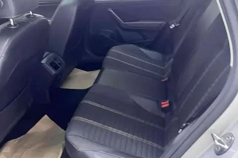 Volkswagen Lavida в аренду фото № 7