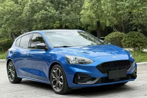Ford Focus в аренду фото № 2