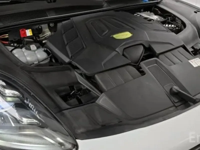 <h1>Porsche Cayenne</h1> в аренду фото № 2