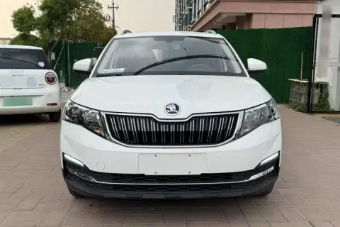 Skoda Kamiq в аренду фото № 0