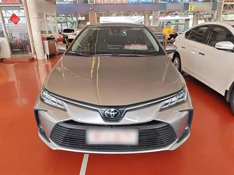 <h1>Toyota Corolla</h1> в аренду фото № 1