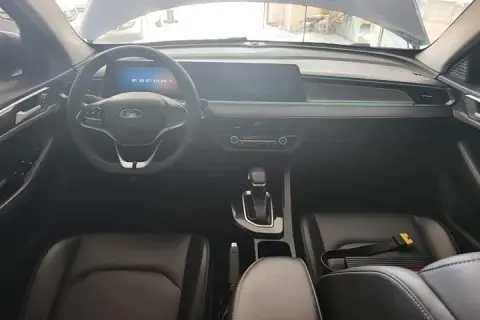 Ford Escort в аренду фото № 6