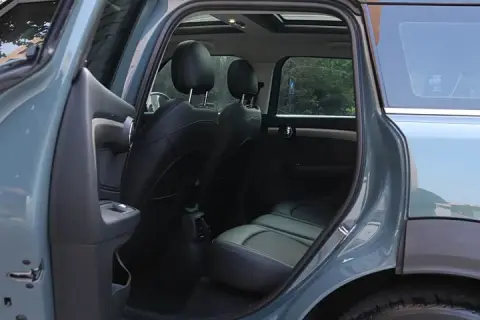 Mini Countryman в аренду фото № 9