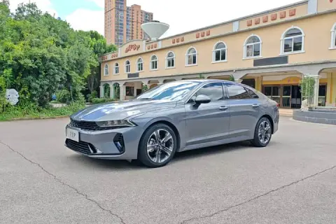 Kia K5 в аренду фото № 0