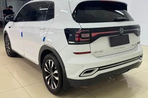 Volkswagen Tacqua в аренду фото № 3