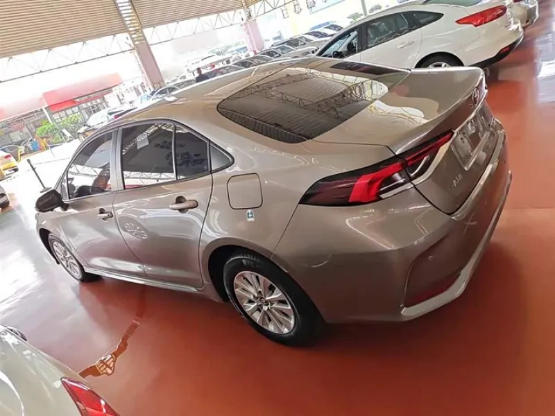 <h1>Toyota Corolla</h1> в аренду фото № 0
