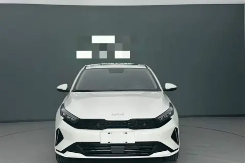 Kia K3 в аренду фото № 1