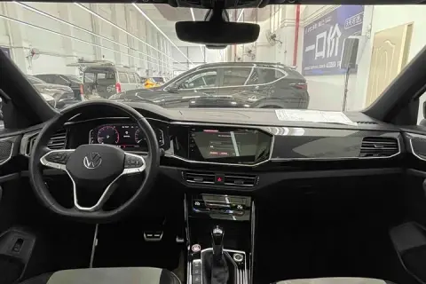 Volkswagen Tayron X в аренду фото № 9