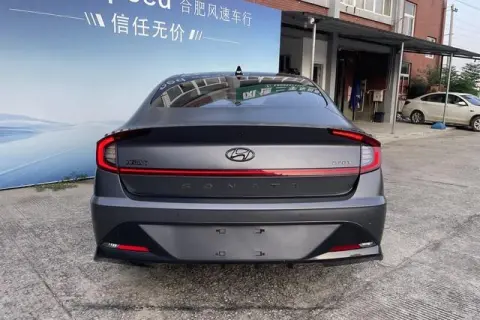 Hyundai Sonata в аренду фото № 1